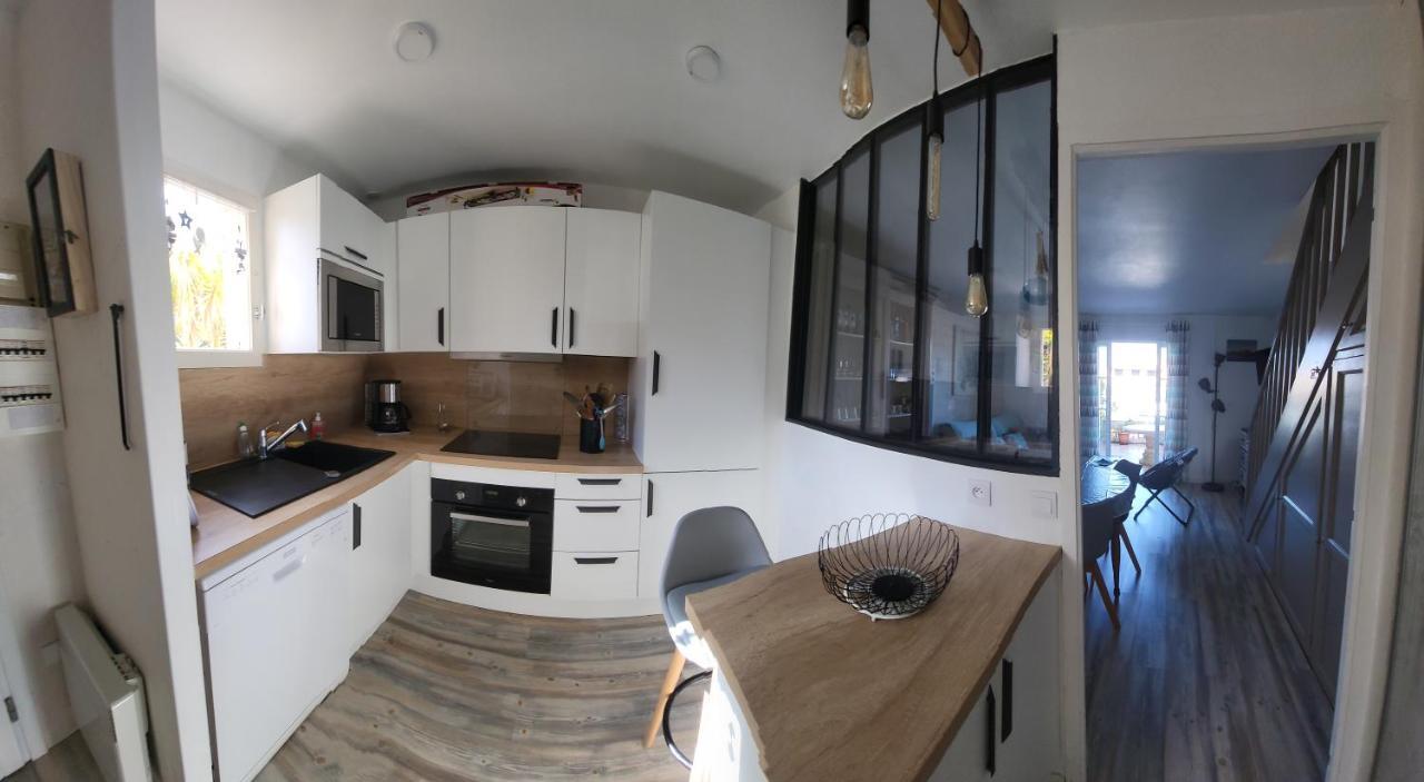 Villa Aux Capellans Sur La Marina Pour 4 Personnes - Vue Marina - Parking - Plage A 5 Min A Pied Сен-Киприен Екстериор снимка
