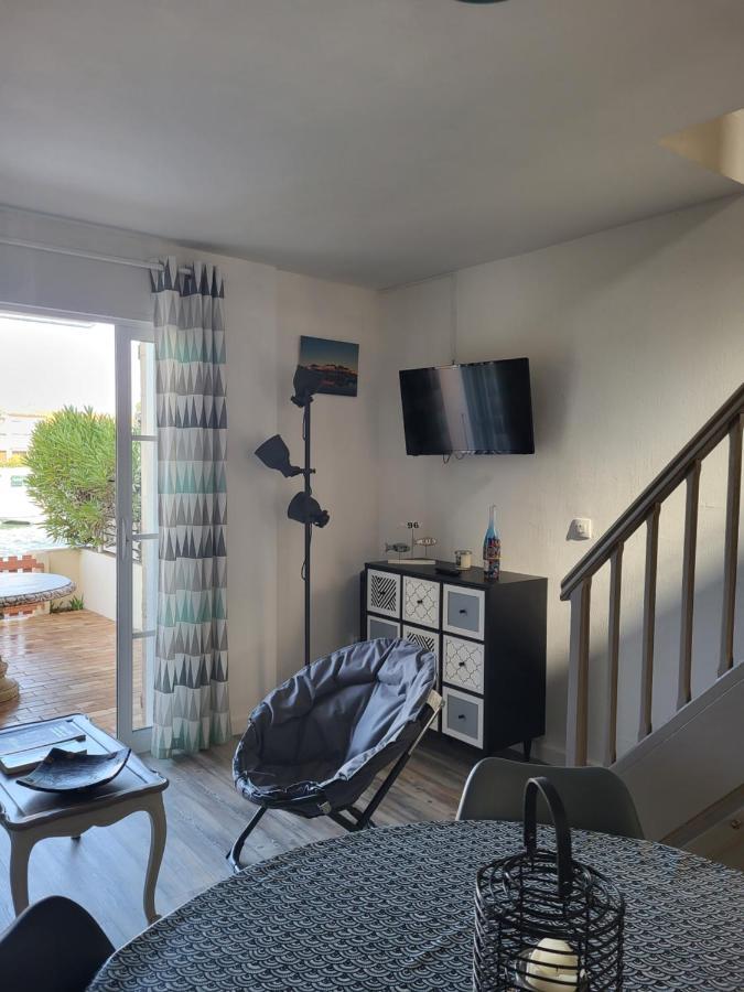 Villa Aux Capellans Sur La Marina Pour 4 Personnes - Vue Marina - Parking - Plage A 5 Min A Pied Сен-Киприен Екстериор снимка